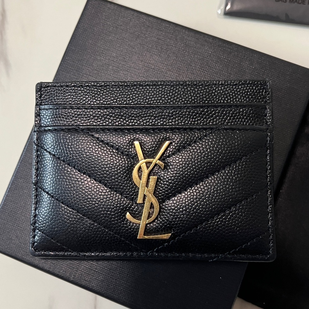 ❌SOLD❌YSL monogram card case - Picture 1 of 5
